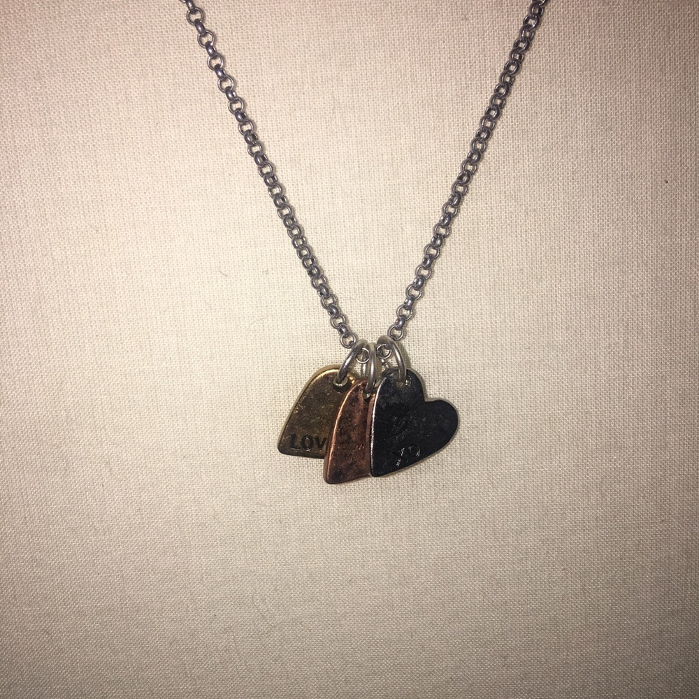 Heart necklace jK by thirty one